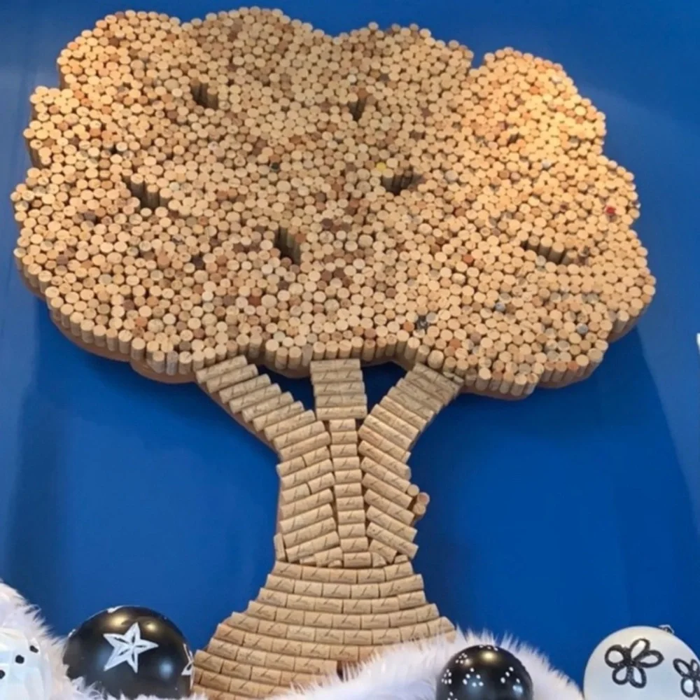 CORKS 200 Wine and/or Champagne Corks DYI Crafting Project Supplies Corkboard